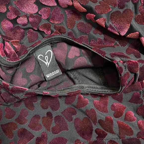 Windsor Heart Of Glam Bodycon Dress XS-SM Velvet Heart Mini Burgundy Long Sleeve - Picture 7 of 9